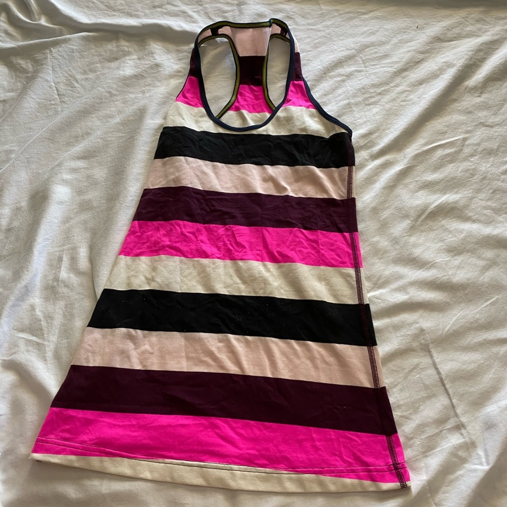 Lululemon tank top
